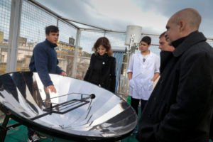 31 05 Horacio Rodríguez Larreta recorrió el primer laboratorio escolar de energías renovables